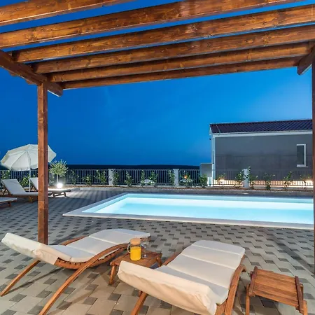 Villa Dalmacija V